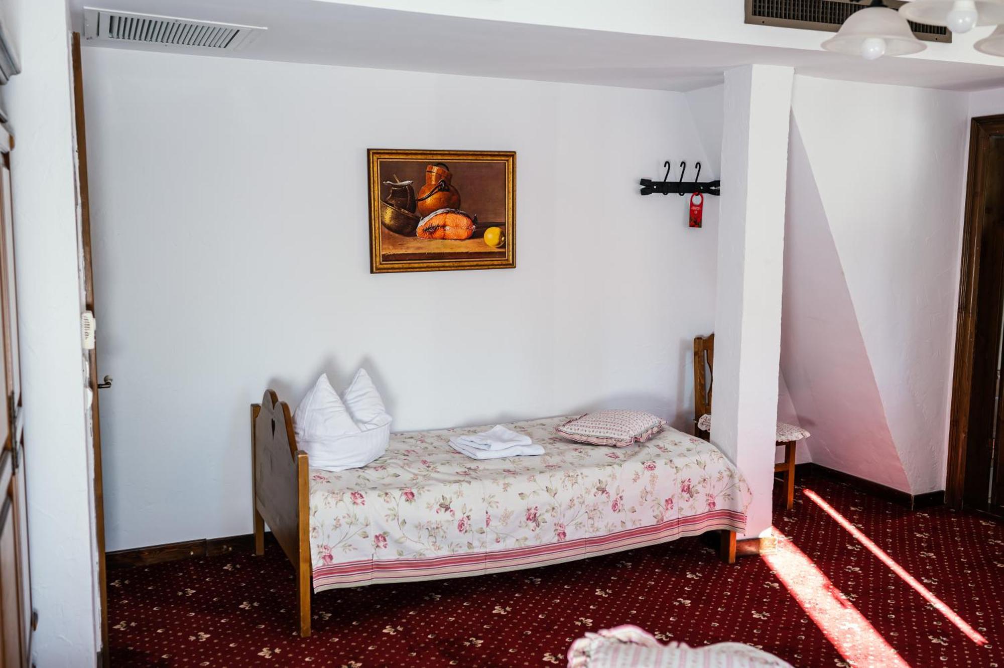 Standard Triple Room,1499082052:JPEG